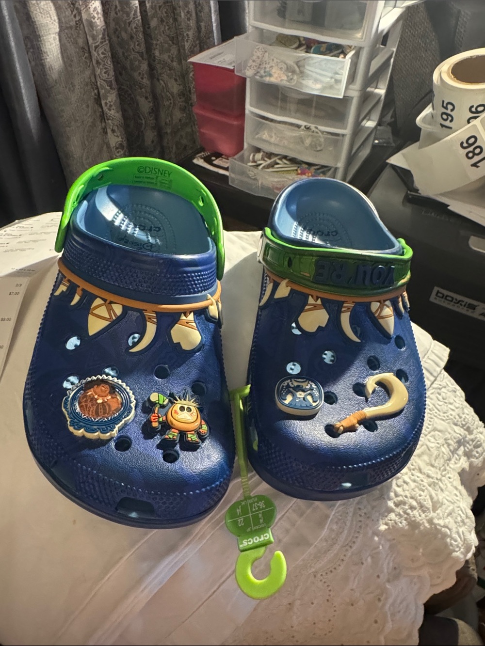CROCS Kids Blue Clog Moana kids size 5